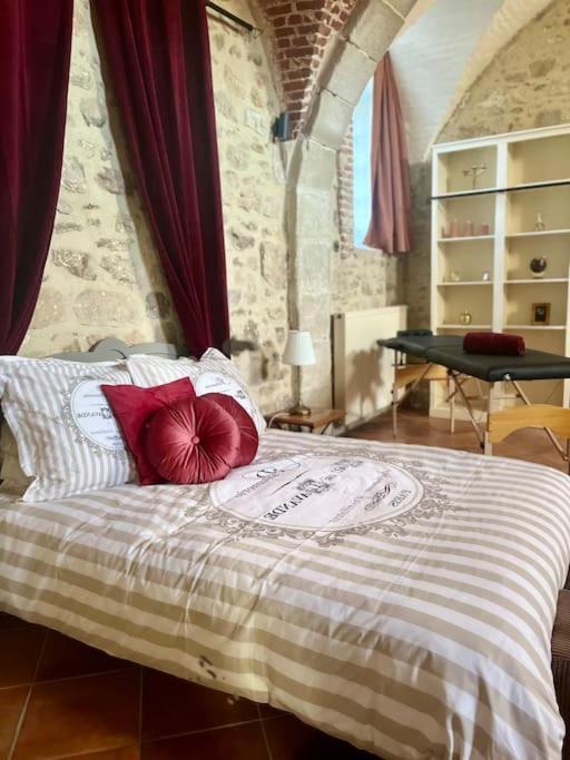Fleury-en-Biere Cozy Flat In Castle Near Fontainebleau - 10 Min 아파트 외부 사진